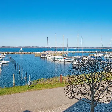 5 Person In * Ebeltoft